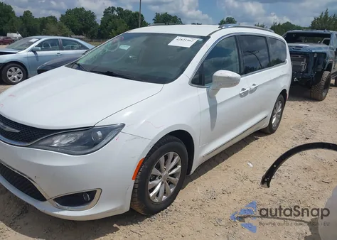 2019 Chrysler Pacifica Touring L из США, поврежденный, VIN 2C4RC1BG2KR650925